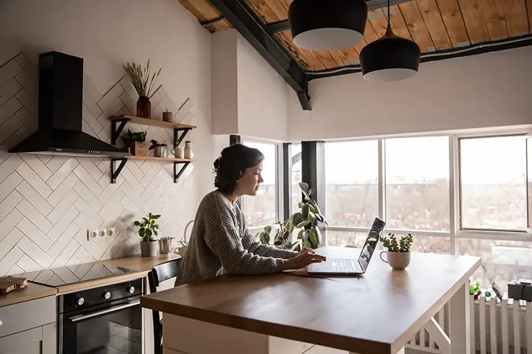 Traditional vs Online Programs