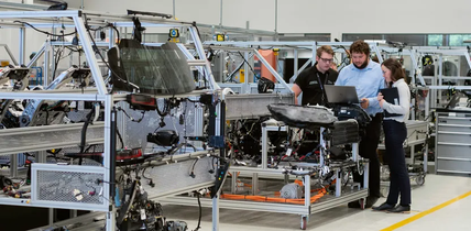 manufacturing engineer.webp